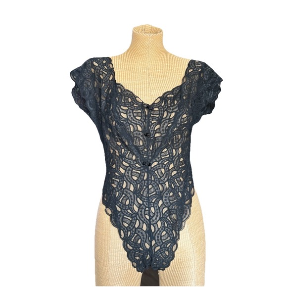 delicates Tops - VTG Bodysuit Lingerie Teddy ByDELICATES Black Lace Short Sleeve Backless Large‎